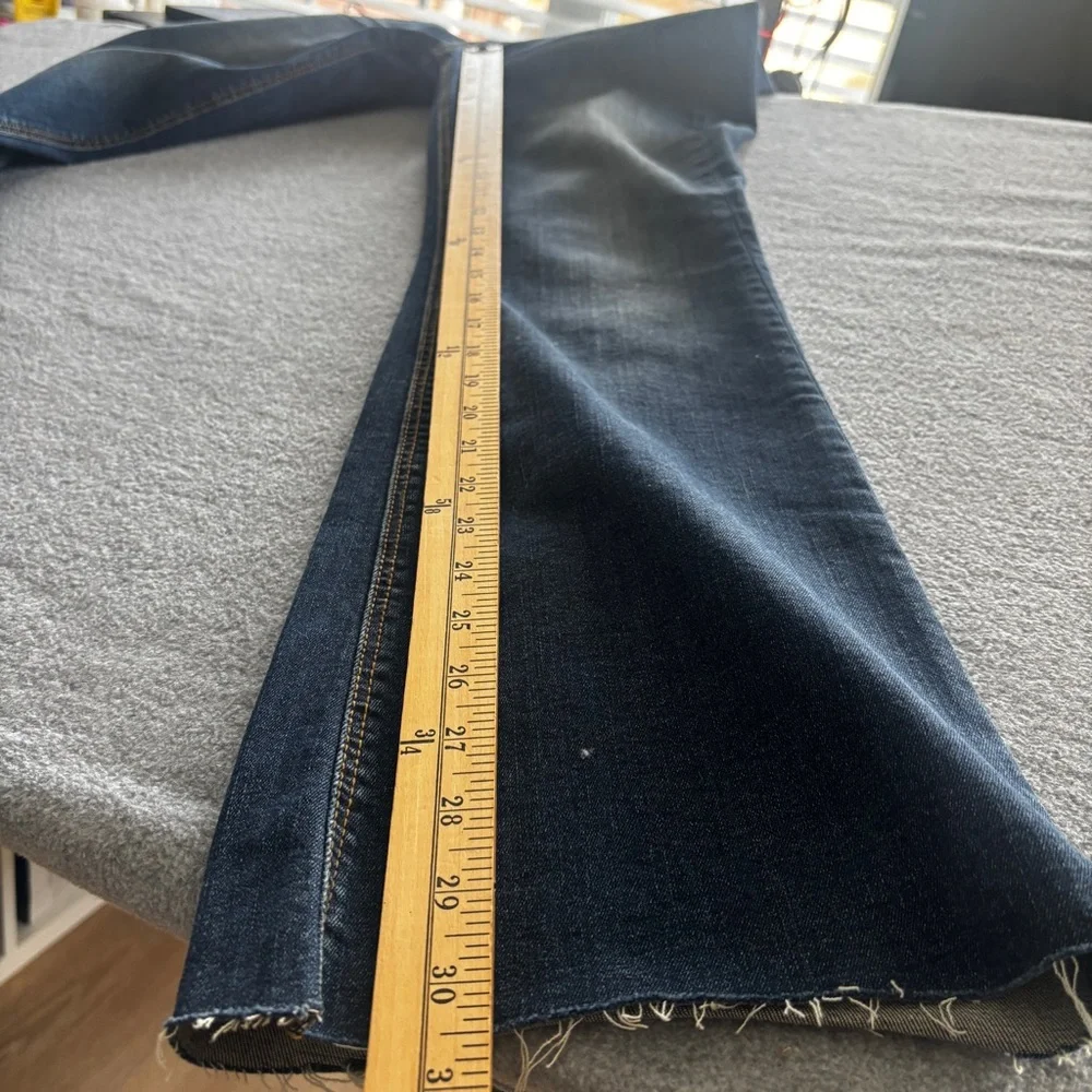 Kut from the Kloth Stella High Rise Flare Jean Pant 4 Dark Base Wash - Picture 15 of 16